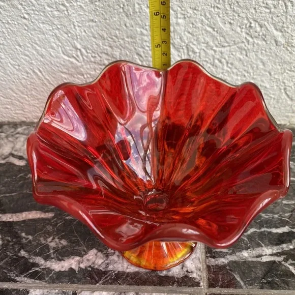 Vintage Glass Amberina Red Yellow 9 Petal Pedestal Compote/Bon Bon Candy Bowl. - Picture 8 of 8